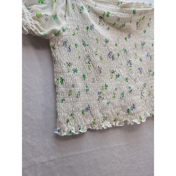 Me to We White Floral Peplum Ruffeel Off Shoulder Top, Size Juniors M - Picture 4 of 11